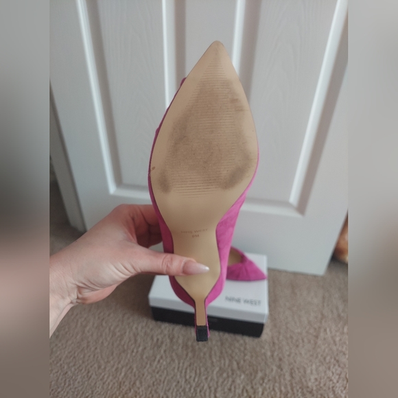 Nine West pumps - Picture 3 of 5